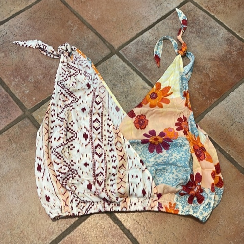 Free people tied to you tank top. Color is tropical combo. - Picture 5 of 7